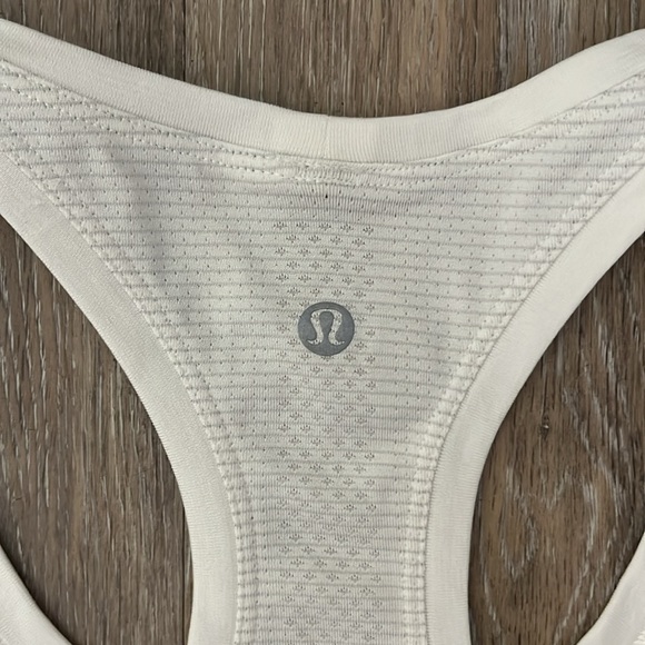 Lululemon White Swiftly Tech Racerback Tank Size 4 - Picture 3 of 5